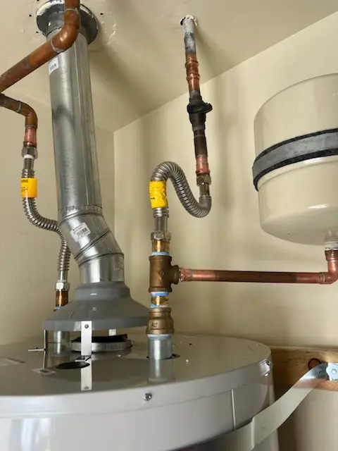 Water heater installation and plumbing repair in Blue Springs Landing